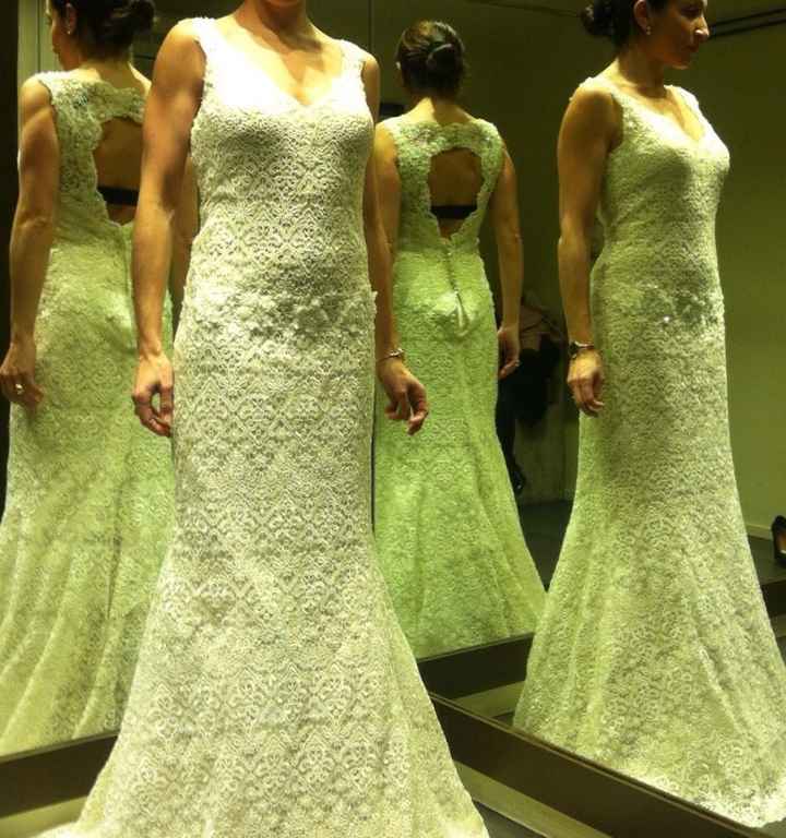 Cuantos vestidos os probáis para encontrar el vuestro - 1