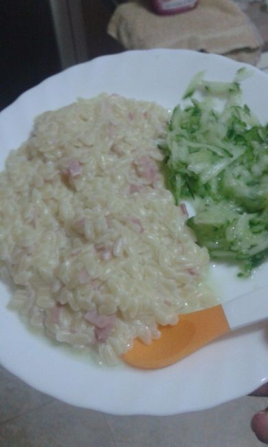 arroz con jamon y pepino rayado