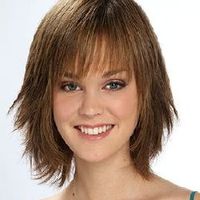 Tengo el cabello mas  o menos asi.. Creo  que hasta  más  corto