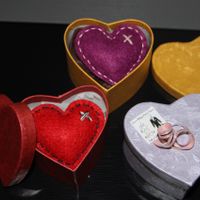 Mis broches en sus cajitas