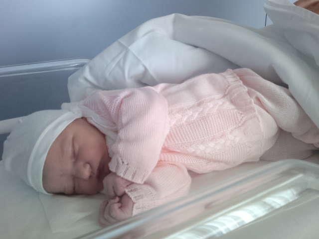 Estel la hija de estrellita