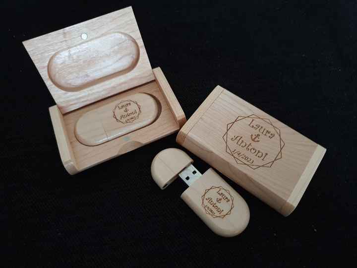 Pen drives personalizados - 1