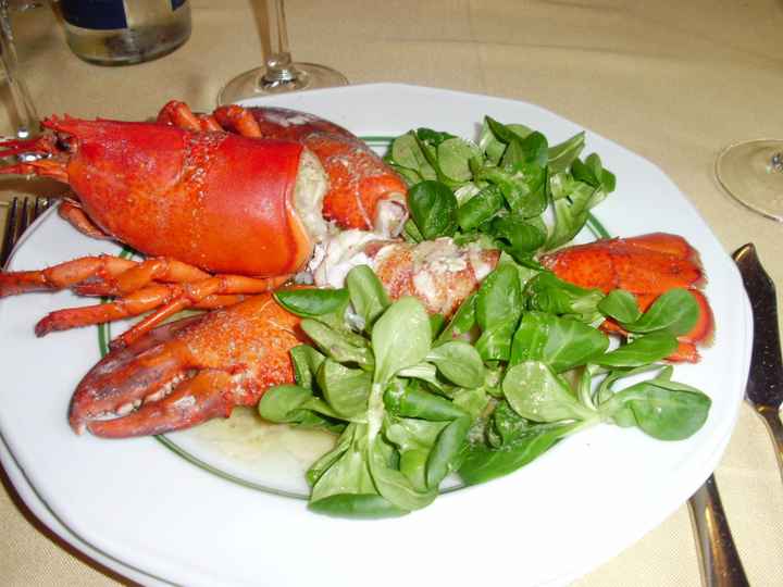 Ensalada de bogavante y canónigos