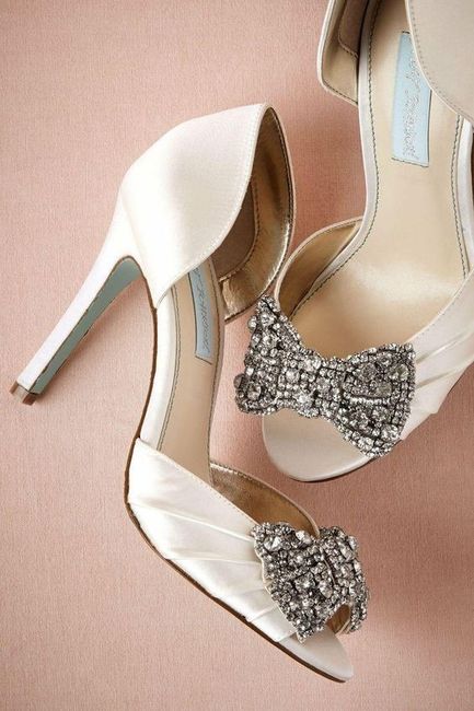 Les chaussures que tu ne porterais PAS ! 4