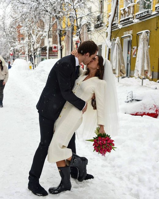 ¿Qué te parece la boda invernal más especial en mitad del temporal Filomena? 💍 1