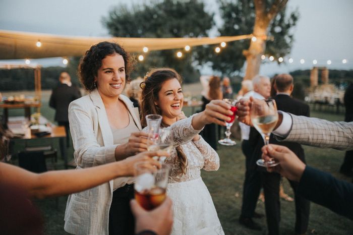 ¿Tenéis dudas sobre qué vino elegir para el banquete? Os las resolvemos 🍷👇 1