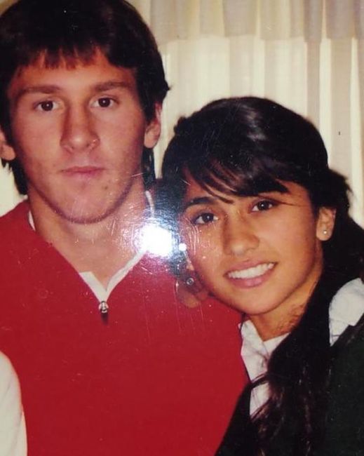 ¡Recordamos la historia de amor entre Leo Messi y Antonela! 😍 7