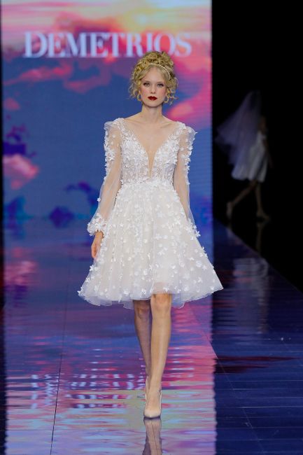 Descubre las tendencias en vestidos de novia para 2023 y 2024 👗 - 1