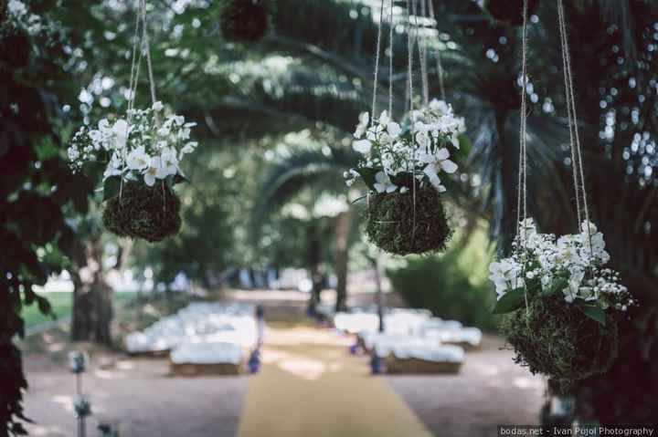 Flores y plantas para llenar de alegría el banquete