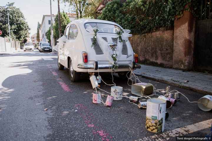 ¿Decoraríais vuestro coche nupcial como el de Silvia y Víctor? 🚗 - 1