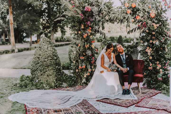 ¿Estás a favor de colocar un arco de flores en la ceremonia? 🌸 - 1