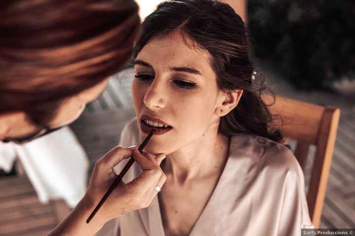 Pintarse los labios para la boda: ¿imprescindible o pasando? - 1