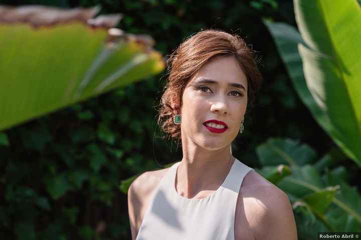 Labios rojos para novias atrevidas 💄 - 1