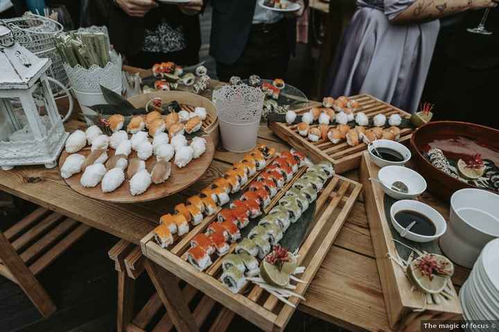 Barra de sushi en el aperitivo: ¿puntazo o no? 🍣 - 1