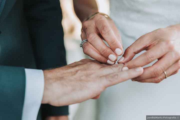 Para el día B: ¿manicura atrevida o discreta? 💅 - 1