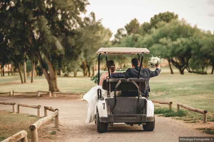 ¿Eres amante del golf? ¡Este coche nupcial te dejará sin palabras! 😍 - 1