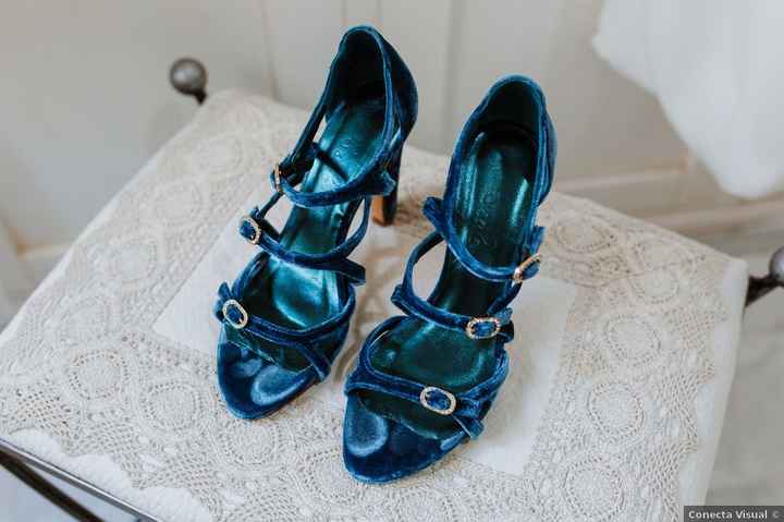 ¿Te atreverías a llevar estos tacones azul eléctrico? 😎 - 1