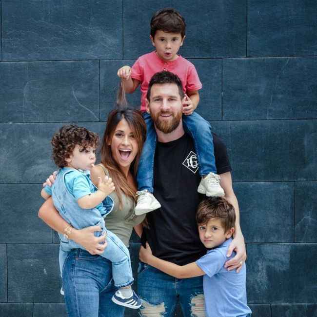 ¡Recordamos la historia de amor entre Leo Messi y Antonela! 😍 - 3