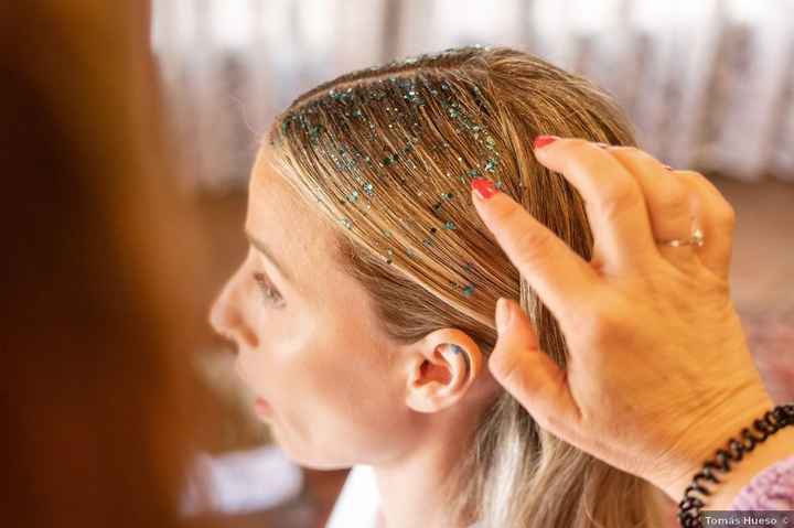 Purpurina en el pelo: ¿a favor o en contra? ✨ - 1