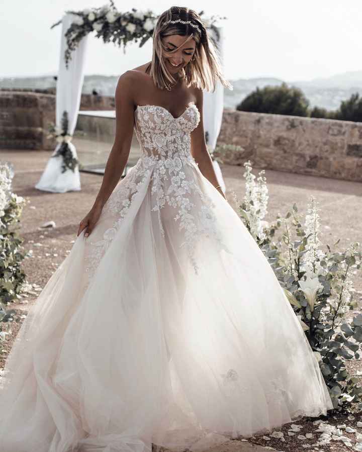 Tipos de vestidos de novia 👰🏼‍♀️, ¿cuál es vuestro estilo? 😍 - 17