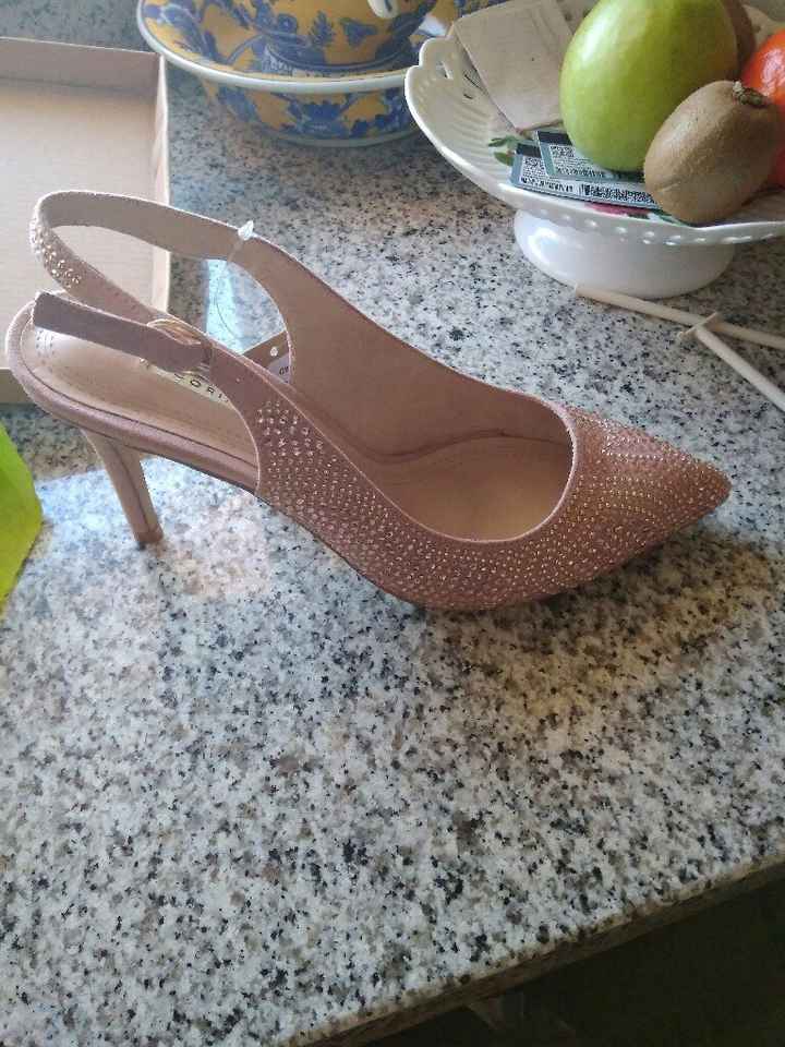 Me enseñais vuestros zapatos ?? - 1