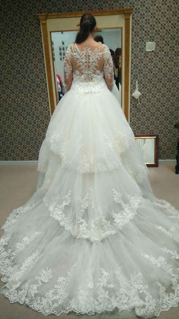 ¿me enseñais vuestros preciosos vestidos? - 1