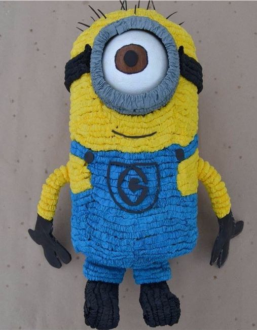 Piñata de Minions para los niños