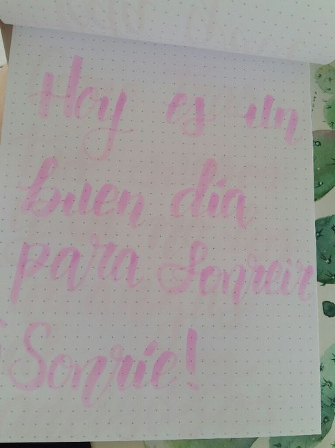 a escribir nombres en las invitaciones. - 1