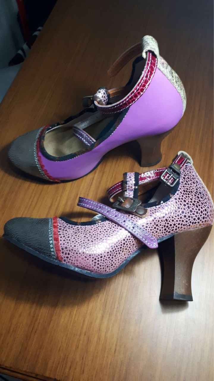  Mis zapatos me tienen 😍 - 1