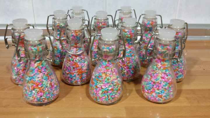 Botellitas de arroz multicolor
