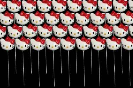 alfileres kitty