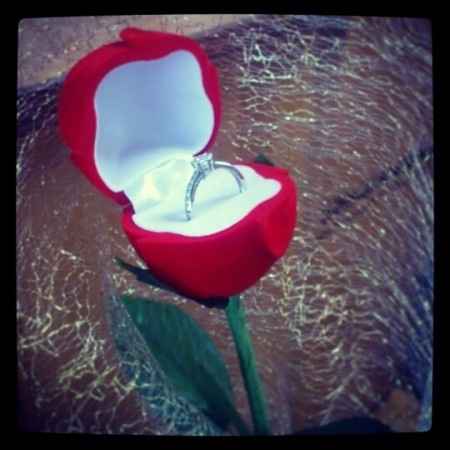 Mi anillo de compromiso!! : )