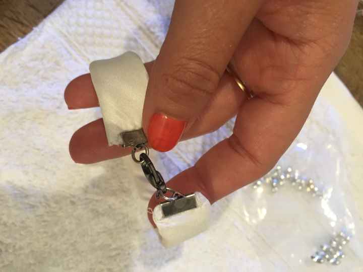 Tutorial / cómo hacer pulseras tela vestido - 3
