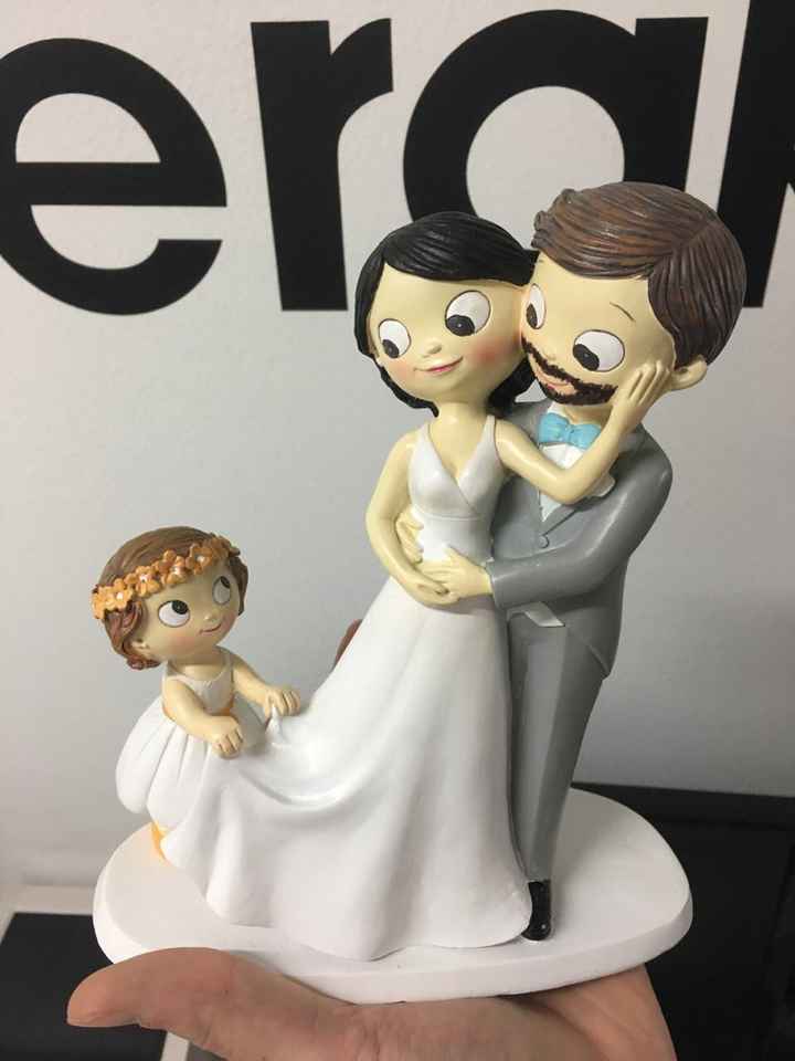Novios en la tarta diferentes - 1