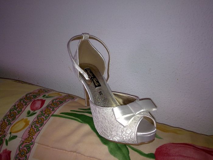 MIS ZAPATOS DE NOVIA