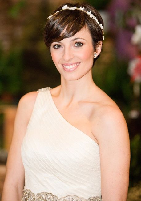 Que peinado con el pelo tan corto! - 6