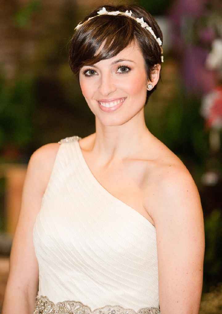 Que peinado con el pelo tan corto! - 6