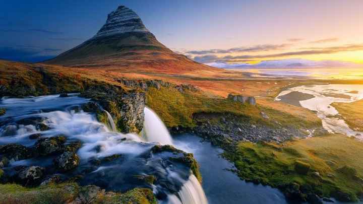 ISLANDIA