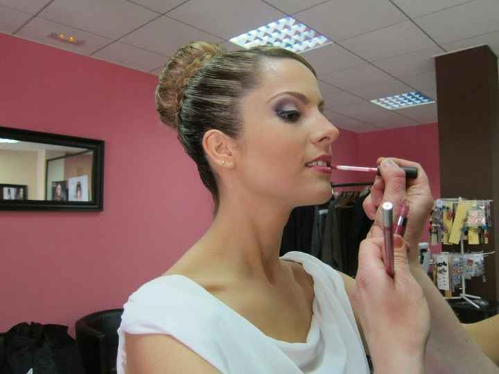 peinado maquillaje