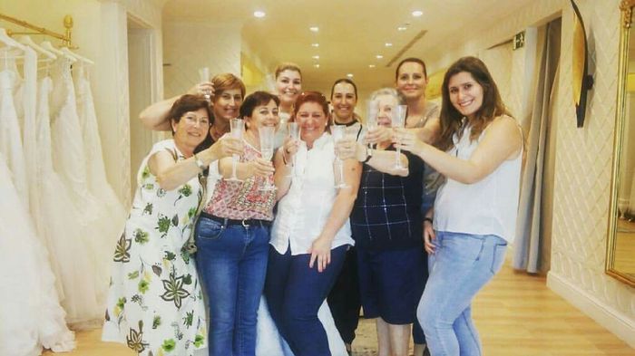 Cuanta gente en la prueba del vestido? - 1