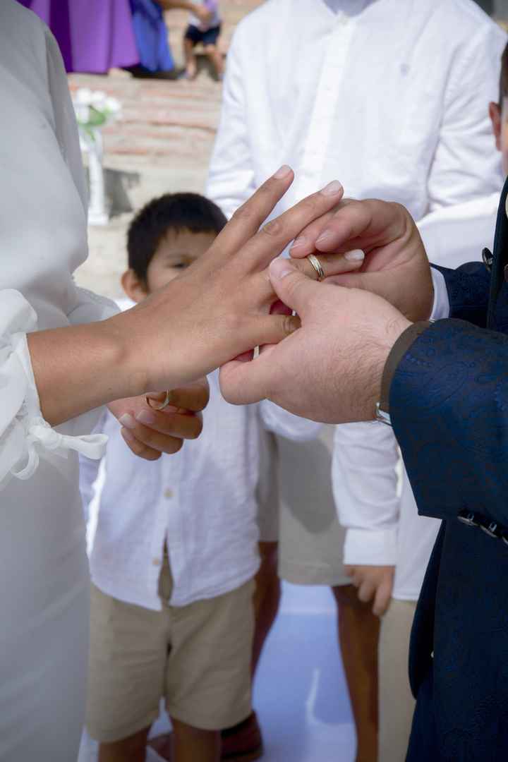 Un mes después de la Boda👰🏻💍🤵🏻 - 8
