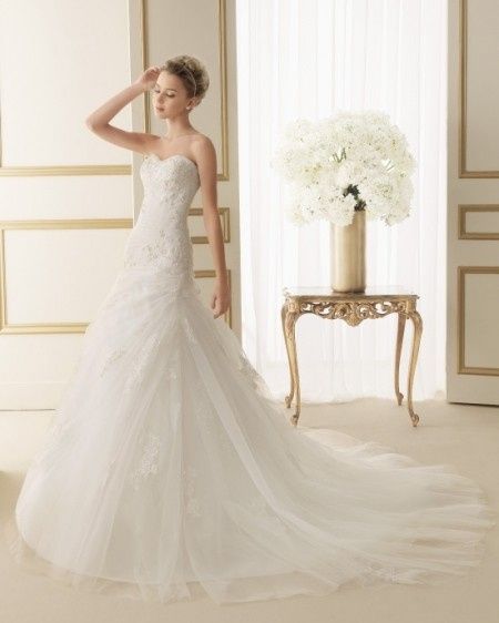 Vestido de novia modelo Elena de Luna novias