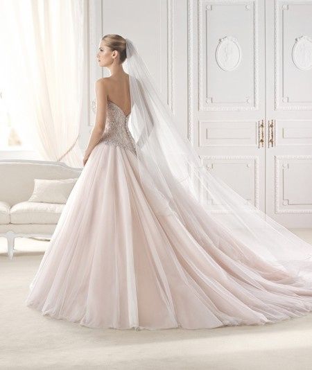 Modelo Eresa, La Sposa