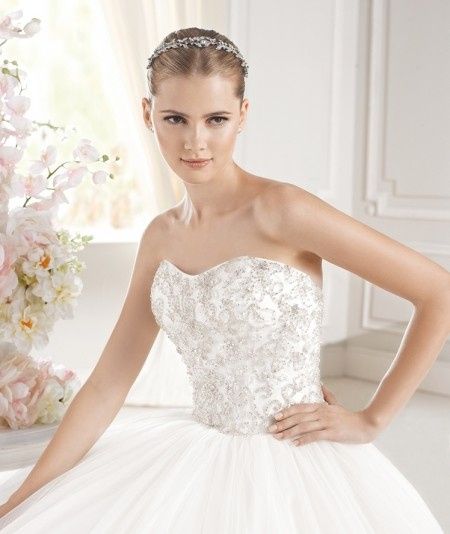 Modelo Ereden, La Sposa