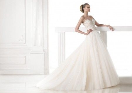Modelo Mada, Pronovias