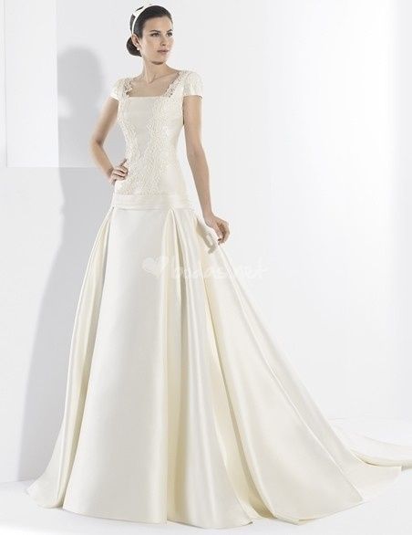 Vestidos de escote cuadrado