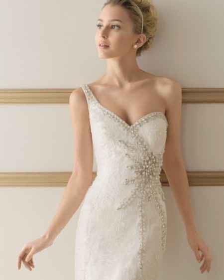 Vestido de novia modelo Europa de Luna novias