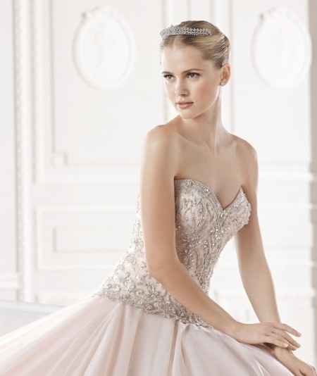 Modelo Eresa, La Sposa