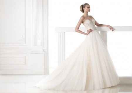 Modelo Mada, Pronovias