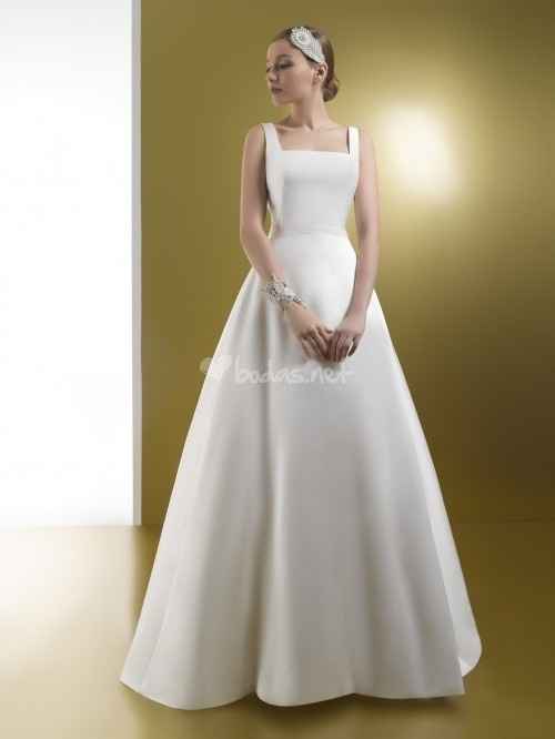 Vestidos de escote cuadrado